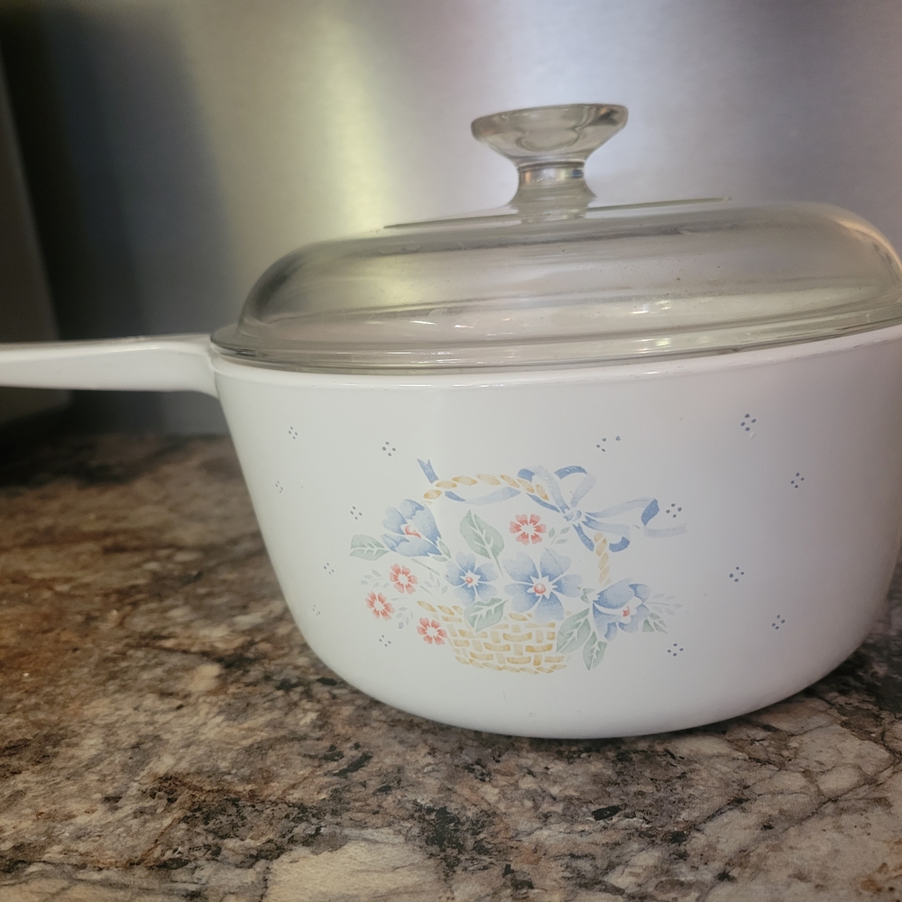 Corningware White Handle with Embossed Logo - Picture 2 of 4